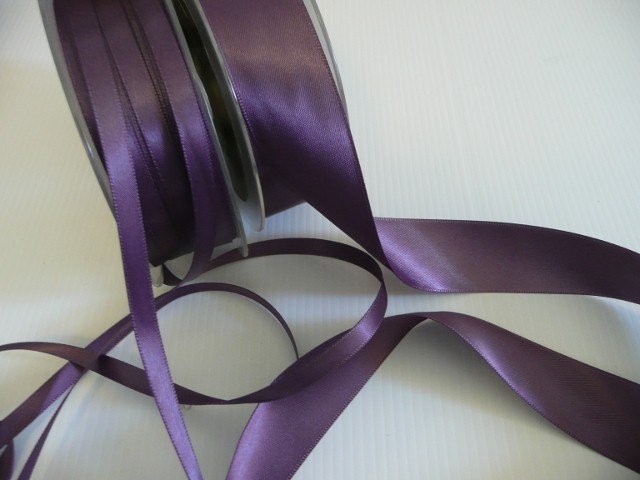 Double-sided Satin Ribbon Aubergine 25mm